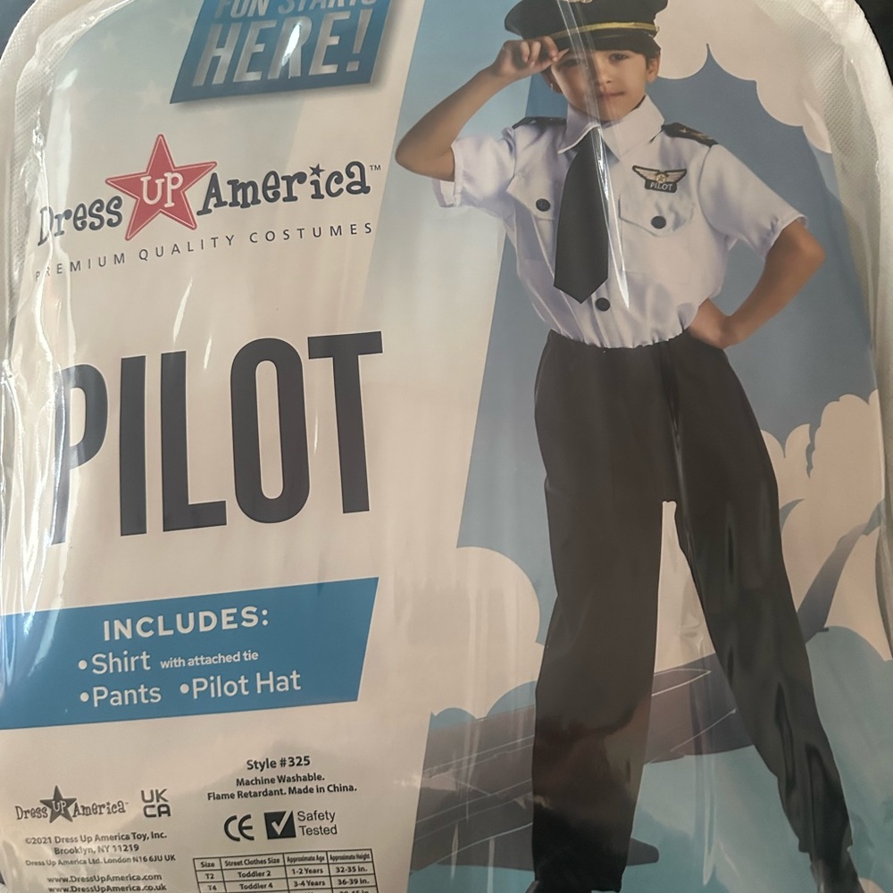 Dress Up America Pilot Costume for Kids - White and Black